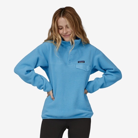 PATAGONIA WOMEN'S LIGHTWEIGHT SYNCHILLA® SNAP-T® FLEECE PULLOVER - Picture 2 of 10